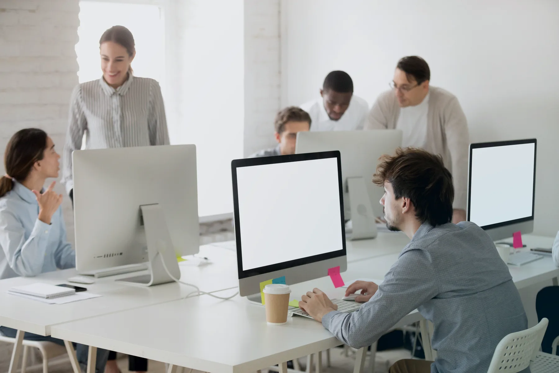 Lenovo ThinkVision monitors from PRONTO Group, Dubai